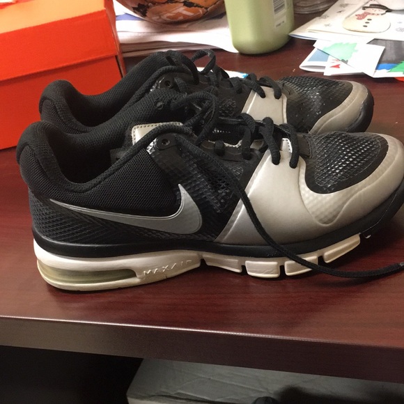 Nike Shoes - Nike Shoes